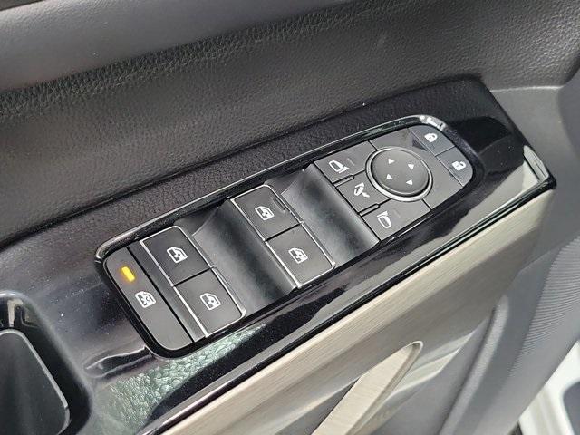 used 2023 Nissan Pathfinder car, priced at $34,290