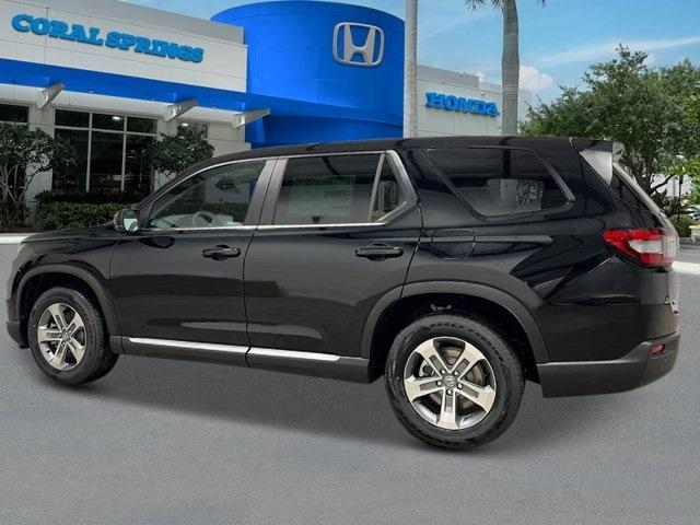 new 2025 Honda Pilot car, priced at $46,995