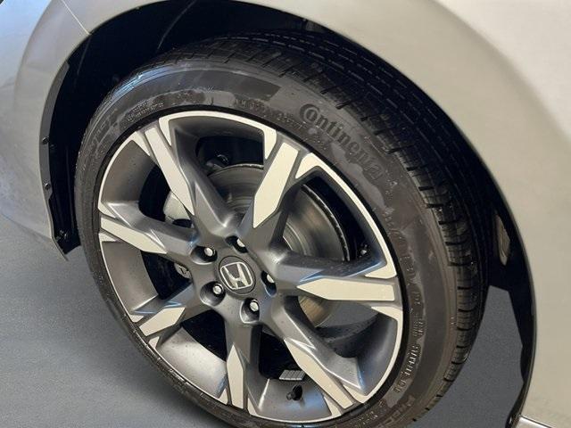 new 2026 Honda Civic Hybrid car, priced at $33,445
