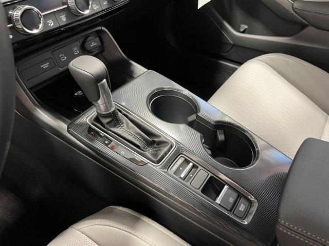 new 2025 Honda Civic Hybrid car, priced at $33,555