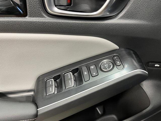new 2025 Honda Civic Hybrid car, priced at $33,555