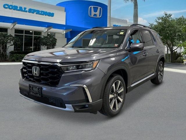 new 2025 Honda Pilot car, priced at $55,260
