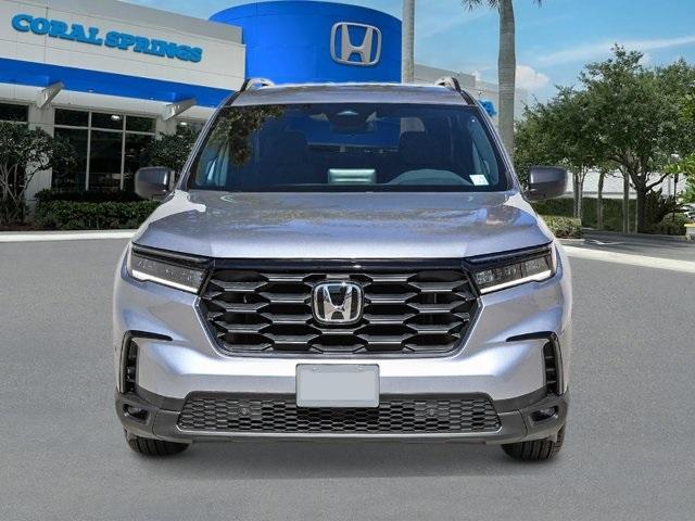 new 2025 Honda Pilot car, priced at $41,595