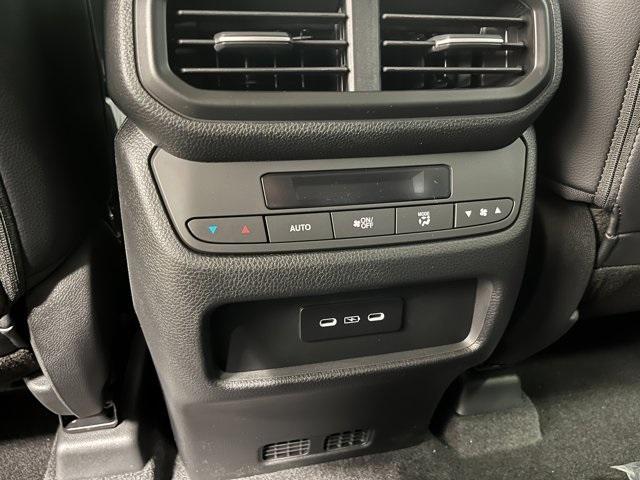 new 2025 Honda Pilot car, priced at $53,450