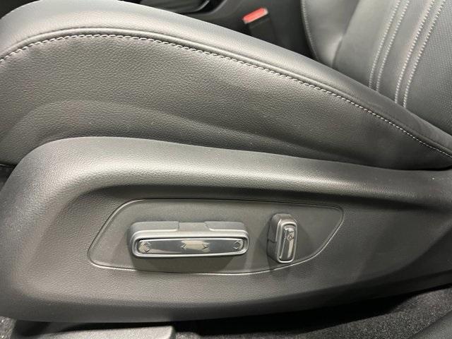 new 2025 Honda HR-V car, priced at $30,895