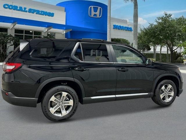 new 2025 Honda Pilot car, priced at $46,995