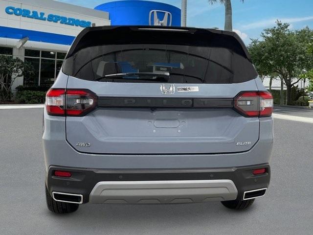 new 2025 Honda Pilot car, priced at $55,760