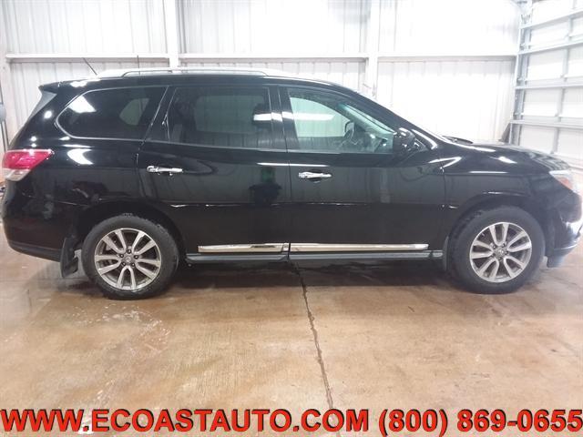 used 2014 Nissan Pathfinder car, priced at $8,795