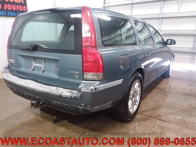 used 2002 Volvo V70 car, priced at $2,995