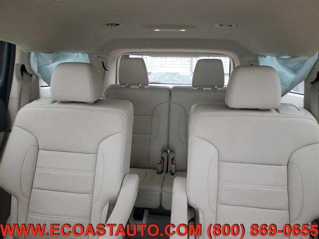 used 2023 GMC Acadia car, priced at $19,795