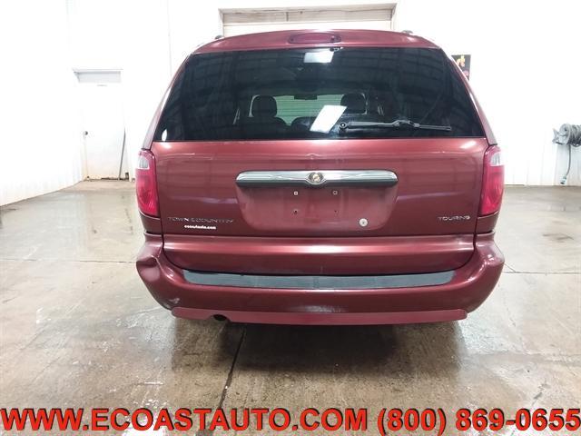 used 2007 Chrysler Town & Country car, priced at $995