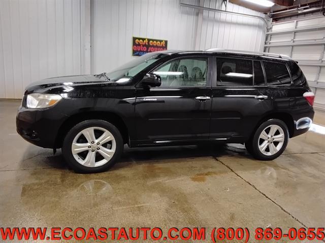 used 2010 Toyota Highlander car, priced at $8,795