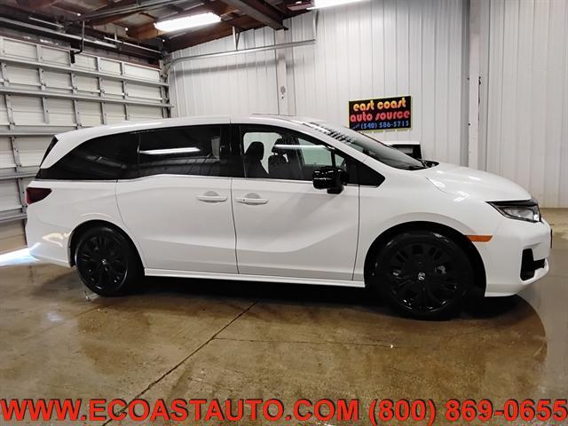 used 2025 Honda Odyssey car, priced at $25,795