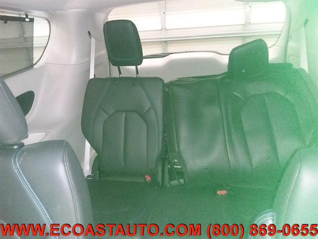 used 2021 Chrysler Pacifica car, priced at $19,995