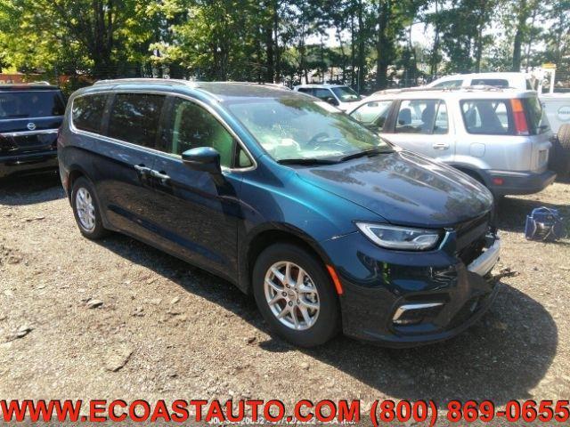 used 2021 Chrysler Pacifica car, priced at $19,995