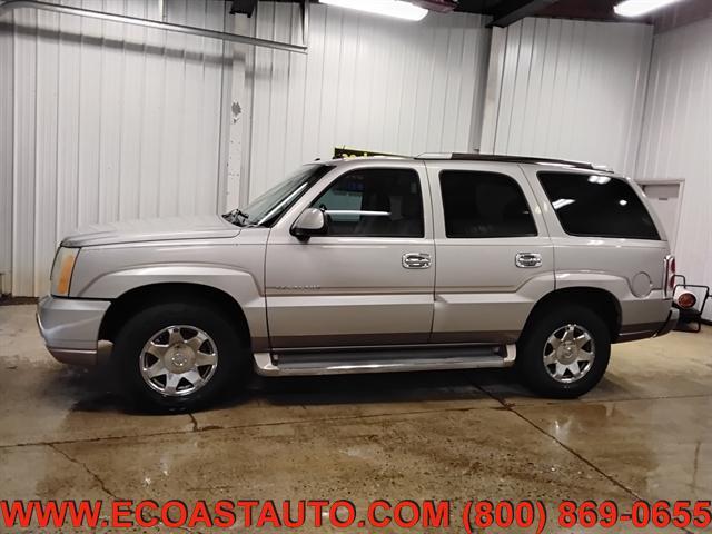 used 2005 Cadillac Escalade car, priced at $2,795