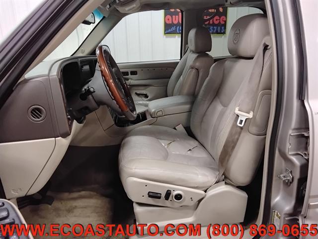 used 2005 Cadillac Escalade car, priced at $2,795