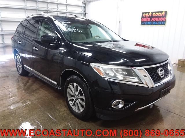 used 2013 Nissan Pathfinder car, priced at $6,795