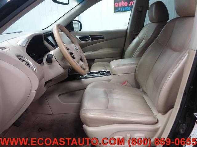 used 2013 Nissan Pathfinder car, priced at $6,795