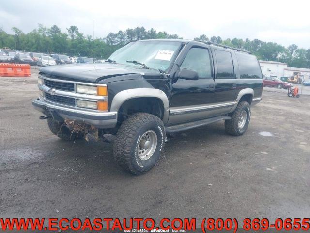 used 1999 Chevrolet Suburban car, priced at $3,795