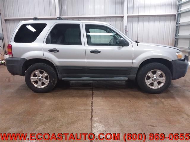 used 2006 Ford Escape car, priced at $2,795