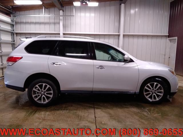 used 2014 Nissan Pathfinder car, priced at $5,995