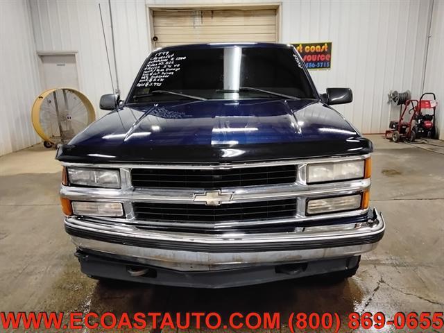 used 1999 Chevrolet Suburban car, priced at $5,995
