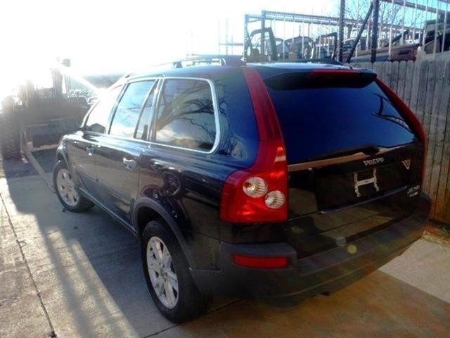 used 2004 Volvo XC90 car, priced at $2,995