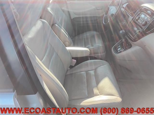 used 2001 Toyota Highlander car, priced at $2,795