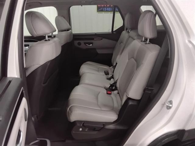 used 2023 Honda Pilot car, priced at $24,995