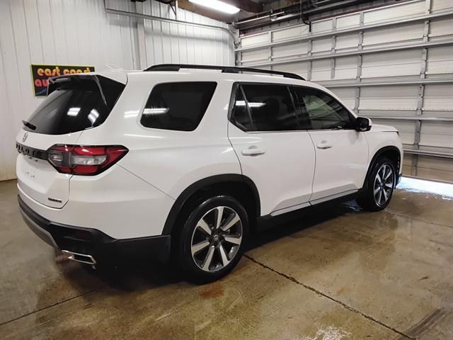 used 2023 Honda Pilot car, priced at $24,995