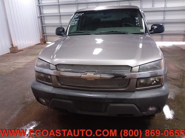 used 2002 Chevrolet Avalanche car, priced at $5,995