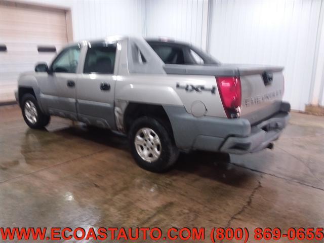 used 2002 Chevrolet Avalanche car, priced at $5,995