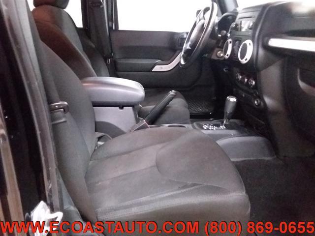 used 2014 Jeep Wrangler Unlimited car, priced at $13,995