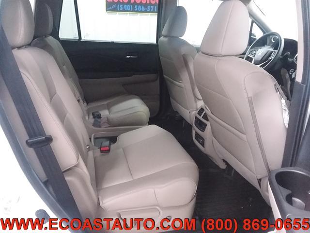 used 2022 Honda Pilot car, priced at $26,795