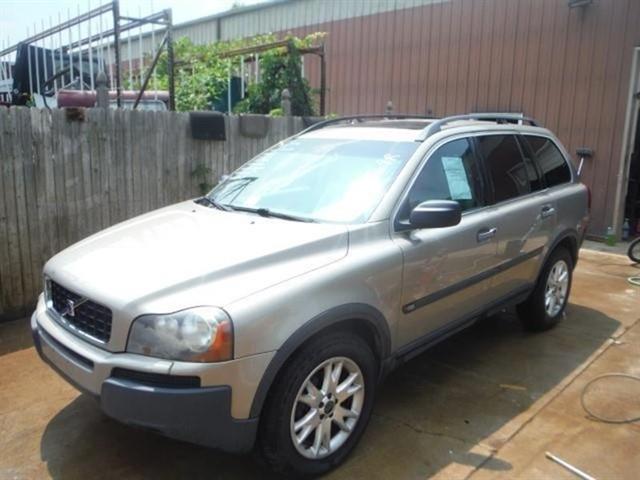 used 2003 Volvo XC90 car, priced at $2,995