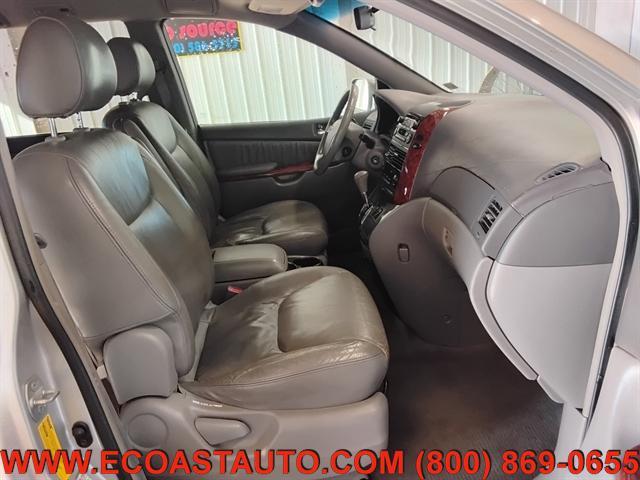 used 2004 Toyota Sienna car, priced at $3,395