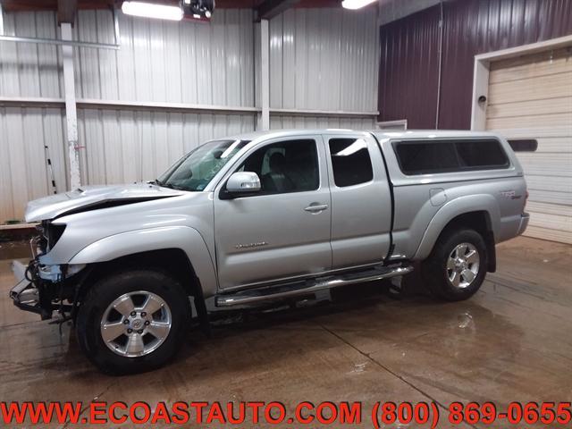 used 2013 Toyota Tacoma car, priced at $14,995