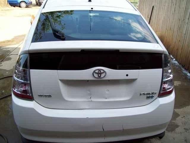 used 2005 Toyota Prius car, priced at $1,795