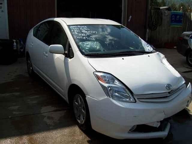 used 2005 Toyota Prius car, priced at $1,795