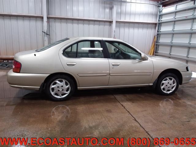 used 1999 Nissan Altima car, priced at $995