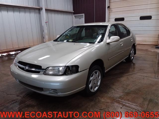 used 1999 Nissan Altima car, priced at $995