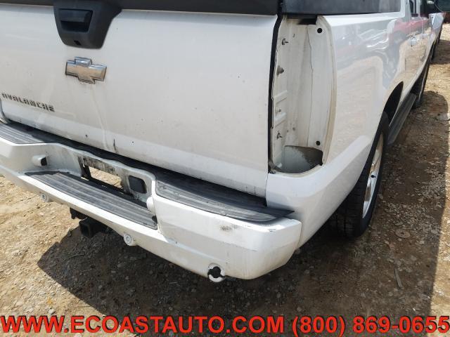 used 2007 Chevrolet Avalanche car, priced at $6,795