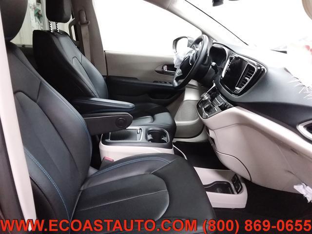 used 2021 Chrysler Pacifica car, priced at $14,795