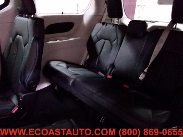 used 2021 Chrysler Pacifica car, priced at $14,795