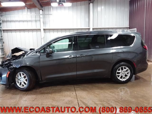 used 2021 Chrysler Pacifica car, priced at $14,795