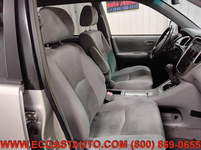 used 2005 Toyota Highlander car, priced at $2,295
