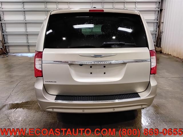 used 2014 Chrysler Town & Country car, priced at $1,995