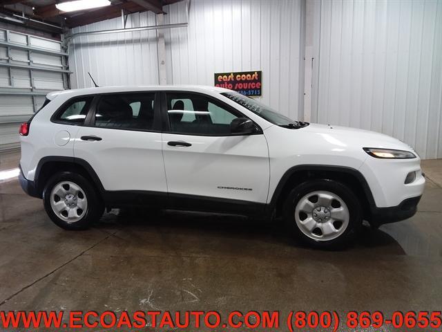 used 2015 Jeep Cherokee car, priced at $9,795