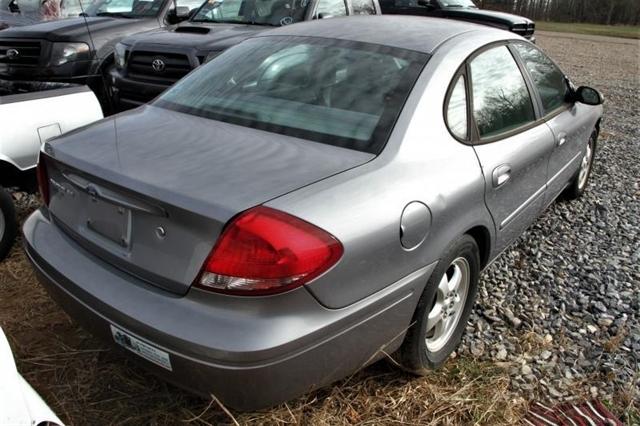 used 2006 Ford Taurus car, priced at $1,595